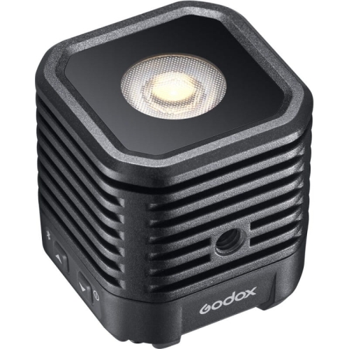 wodoodporna-lampa-led-godox-wl4b-zakupfoto-pl-01.jpg