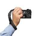 gitzo_century_camera_straps_gcb100ws_inuse-zakupfoto.jpg