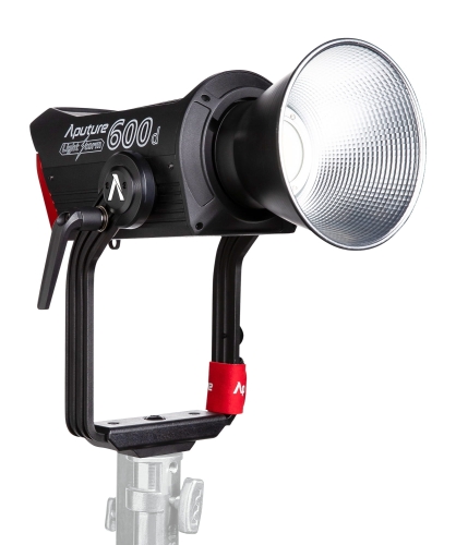 lampa-led-aputure-light-storm-ls-600d-v-mount-zakupfoto-pl-01.jpg